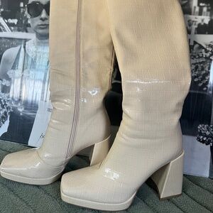 Montgomery Boots Cream Croc - Princess Polly